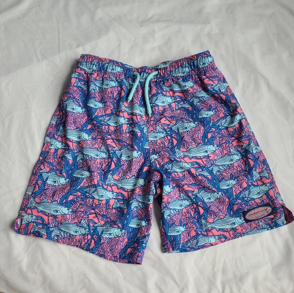 SALE!! Vineyard Vines Fish Chappy Swim Trunks - Picture 1 of 4